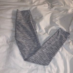 Basically brand new lulu size 4